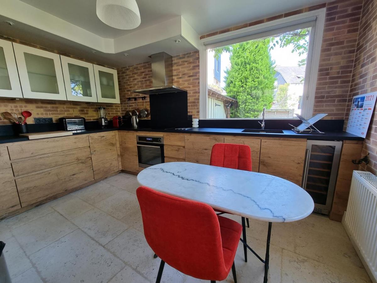 Holiday home Maison Saint Leonard