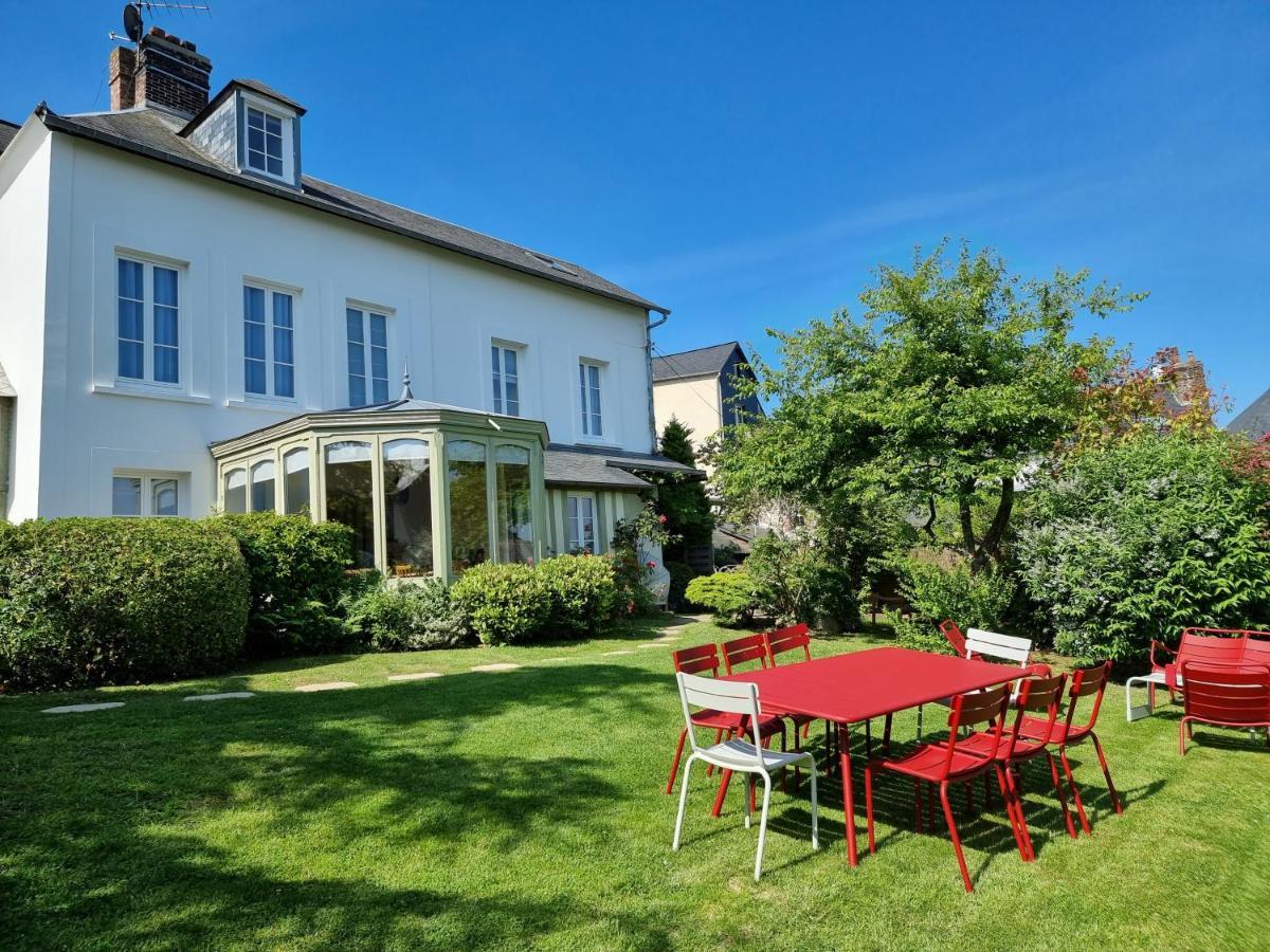Holiday home Maison Saint Leonard